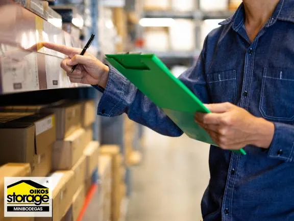 Espacios especializados para tareas logísticas en Oikos Storage beneficios de la logistica inversa